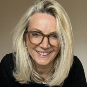 Bettina Pauly